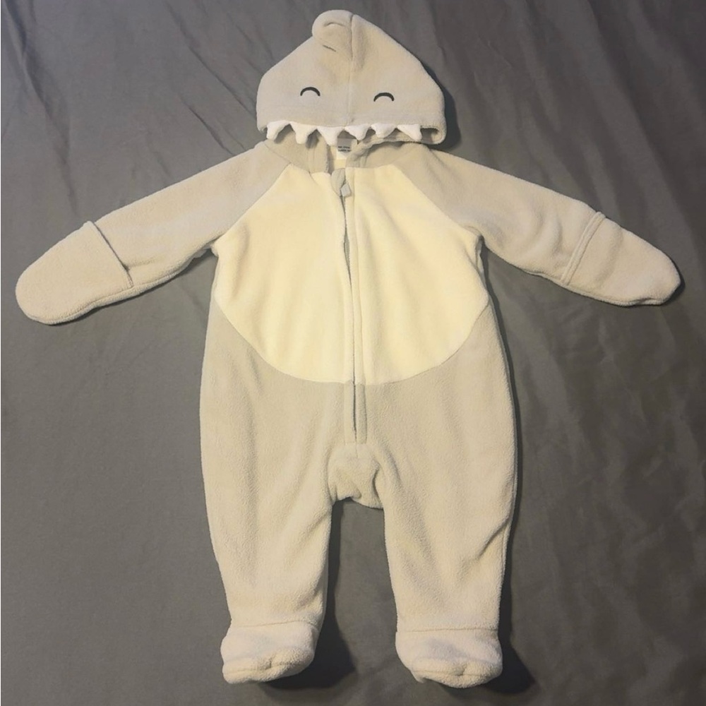 Old Navy Newborn 0-3M Shark Hooded Footed One-Piece Outfit Play Or Outdoors NWOT